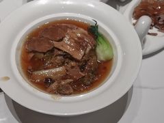 -梅利汴京烤鸭•开封豫菜地标店(东大街店)