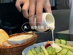 -DEEP·深美式餐吧(五棵松华熙LIVE店)