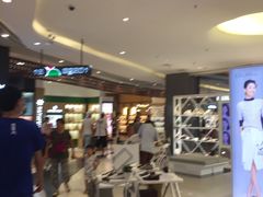 -天虹购物中心(石路店)