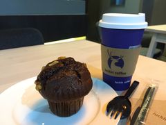 巧克力核桃麦芬-瑞幸咖啡(新理想大厦店)