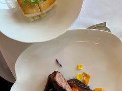 碳烤乳鸽，甜豆，旱金莲醋汁-Jean Georges