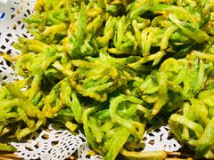 翡翠萝卜丝丸子-旺角小渔村·海肠捞饭开创者(二马路店)
