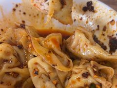 -继红顺河抄手名小吃