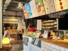 -Common Table · Brunch & Coffee