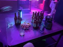 -MEGA PARTY CLUB