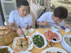 -鹏城人家海鲜酒家·23年老字号(较场尾店)