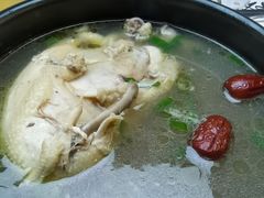 参鸡汤-延盛阁民俗餐厅