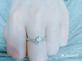 分享我的摩天轮求婚钻戒 成都钻戒种草