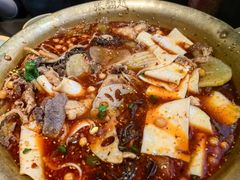 -张翻越·川渝冒菜·武汉黑鸭煲(城北万象城店)