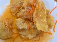 -鹤乡东北菜(崮山路店)