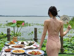 -七的湖·晚芳亭·阳澄湖农家菜·大闸蟹(莲花岛店)