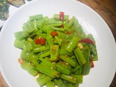 山黄皮豆酱炒空心菜梗-桂小厨广西菜(万象城店)
