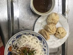 -高师傅特色米粉汤包(建设路店)