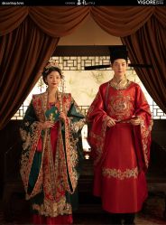 -雪中彩影婚纱摄影·微光艺术中心