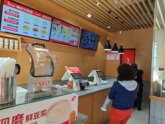 -南城香·饭香串香馄饨香(赵公口店)