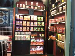 -茶理宜世(广州南站（站内）3楼B17检票口店)