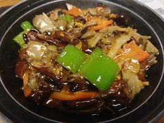 小锅杂菌煲-缘生态云南菜·野生菌庭院餐厅(华侨城店)