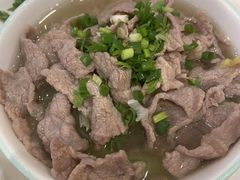 跷脚牛肉-犇逸·乐山跷脚牛肉·四川现炒(览海店)