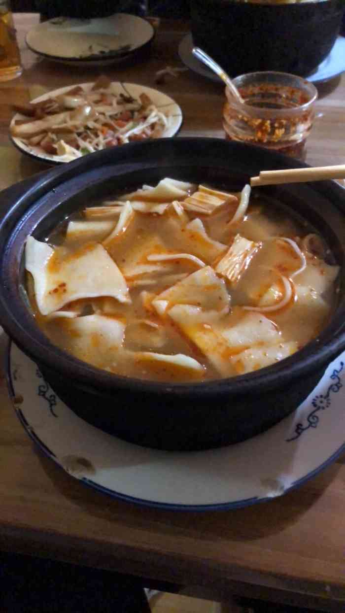 塞外香砂锅居-"非常好,来台怀镇四天,第一天换家了三家餐.