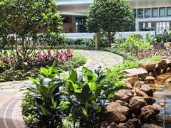 -香港大学