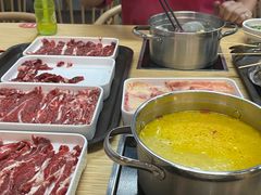 -杨老板·海鲜集市火锅·鲜切牛肉(中防万宝店)