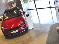 -蔚来中心(北京中关村店)