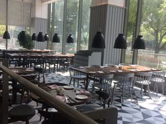 大堂-昆山琶拉帝诗酒店·河畔咖啡厅Riverside Cafe
