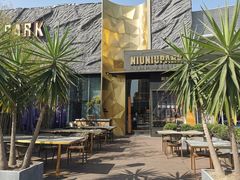 -NIUNIUPARK和牛螃蟹(龙湖杭州滨江天街店)