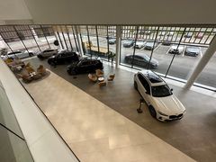 -上海宝宁宝马4S店