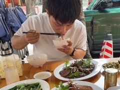 -乌文新澄海卤鹅店
