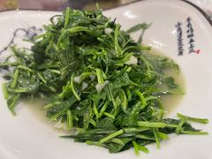 清炒马兰头-环秀楼(黄山呈坎店)