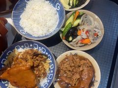 -红猪卤肉饭(大西洋美食城店)