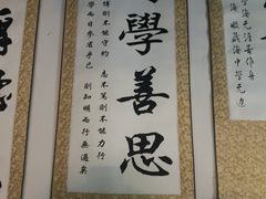 -荒岛实景沉浸密室(江汉路1店)