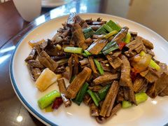 -房县土本味土鸡汤特色餐厅(沌口店)