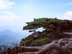 -罗田薄刀峰风景区