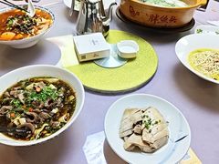 -胖鱼头·南京菜·河景餐厅(夫子庙店)
