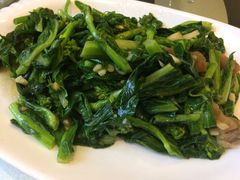 油渣炒菜心-美极鲜食坊(宝安南路店)