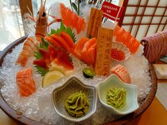 秒懂三文鱼小盛宴-文三酒肆自助放题(新街口友谊广场店)