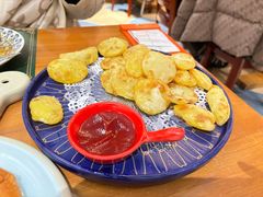 -米德维奇俄式西餐厅(西六道街店)