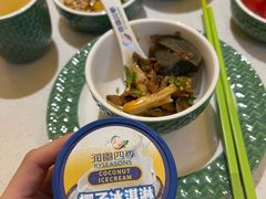 -润园四季椰子鸡火锅(卓越INTOWN店)