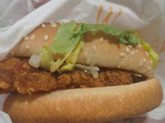 小炒肉风味麦辣鸡腿汉堡-麦当劳(铜锣湾店)