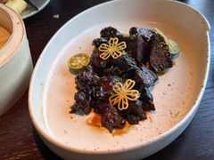 当家脆皮烧汁小牛肉-卯时·龙光雅宴·精致锡帮菜(惠山古镇店)