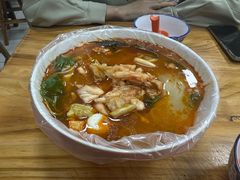 -二钢串叔麻辣烫(华龙大厦店)