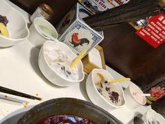 -卤校长老火锅(杨家坪直营店)