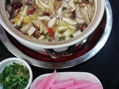 松茸野山菌-东巴谷野生菌火锅餐厅