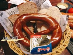 -Ambra Haus琥珀屋精酿餐厅(宝山店)