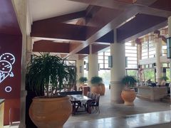 -亚龙湾喜来登·美景台大堂吧