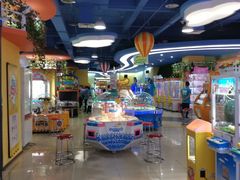 -爱玩嘉年华(龙湖曲江天街店)