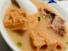 -楚山晓·湖北菜(武汉光谷K11店)