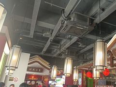-川流不息·地道川菜·小龙虾(新松江路店)